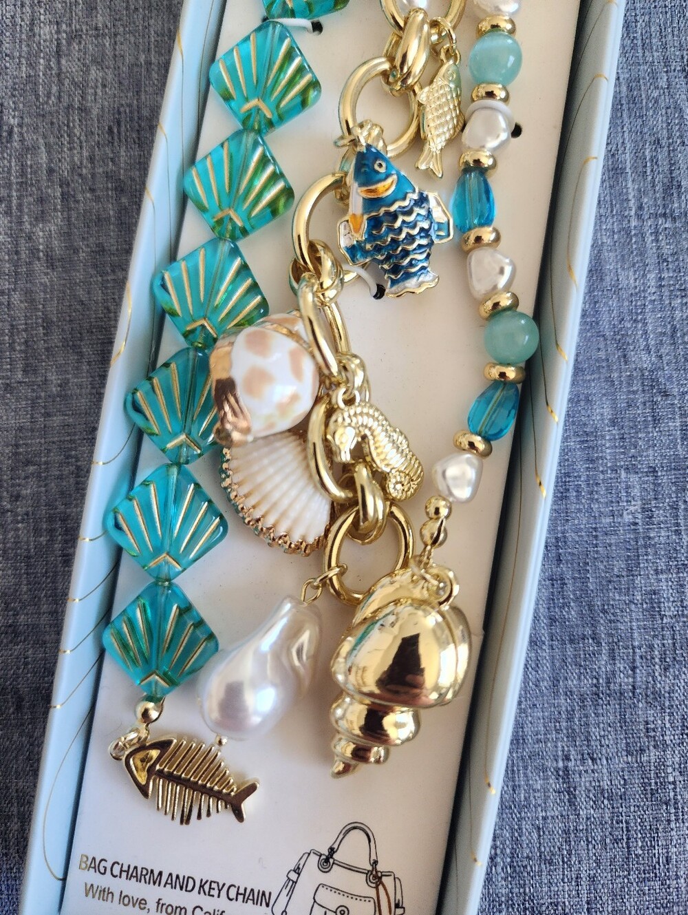 Coastal Sea Shell Fish Sea Horse & Glass Bead Gold Bag Charm New With Tag - Picture 2 of 3